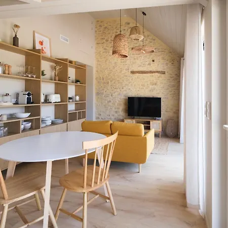 דירה Le De La Clairiere Saint-Andre-d'Allas